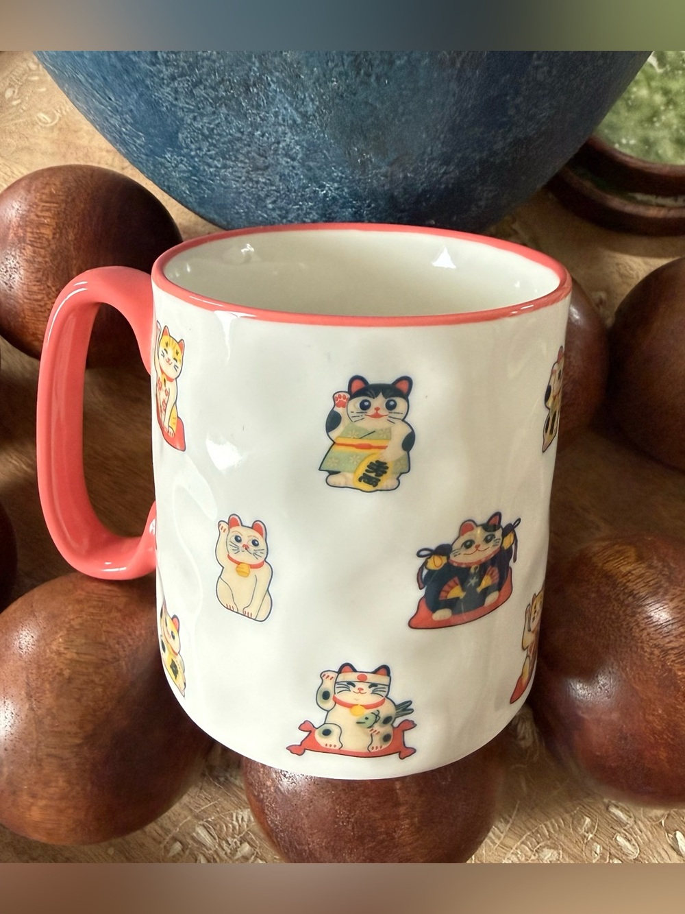 10 Strawberry Street  BELLA Mug MANEKY ceramic Sculpted  glazed 16 oz Cats Kitti